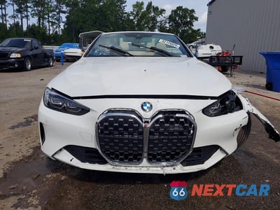 Piąte zdjęcie samochodu w środku: 2022 BMW 430XI VIN:WBA43AT02NCH68840 - miniatura