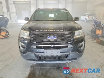 Piąte zdjęcie samochodu w środku: 2017 FORD EXPLORER SPORT VIN:1FM5K8GT7HGB66397 - miniatura