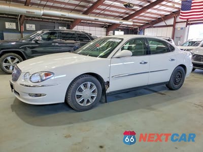 2008 BUICK LACROSSE CX 2G4WC582481136115 - główne zdjęcie licytacji z USA - miniatura