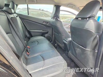 Zdjęcie 10 z 13 samochodu: 2016 TOYOTA PRIUS THREE TOURING VIN:JTDKARFU2G3023521 - miniatura