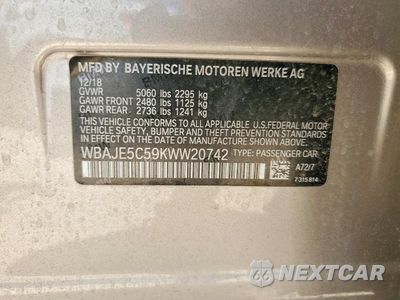Zdjęcie 13 z 13 samochodu: 2019 BMW 540 I VIN:WBAJE5C59KWW20742 - miniatura
