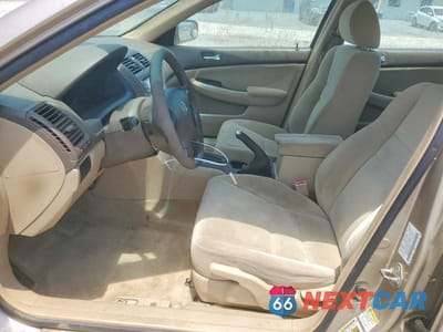 Zdjęcie 7 z 12 samochodu: 2006 HONDA ACCORD LX VIN:1HGCM56436A099748 - miniatura