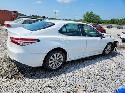Trzecie zdjęcie samochodu z tyłu: 2019 TOYOTA CAMRY LE VIN:4T1B11HK4KU754043 - miniatura
