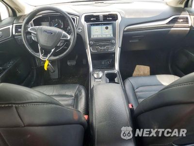 Zdjęcie 8 z 13 samochodu: 2017 FORD FUSION SE HYBRID VIN:3FA6P0LUXHR410097 - miniatura