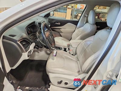 Zdjęcie 7 z 13 samochodu: 2020 JEEP CHEROKEE LIMITED VIN:1C4PJLDX7LD556890 - miniatura