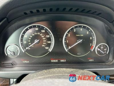 Zdjęcie 8 z 10 samochodu: 2017 BMW X5 XDR40E VIN:5UXKT0C31H0S81452 - miniatura