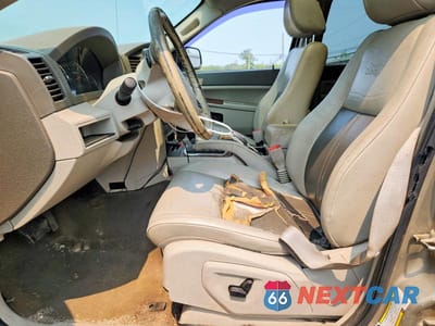 Zdjęcie 7 z 13 samochodu: 2006 JEEP GRAND CHEROKEE LIMITED VIN:1J4HR58N66C102264 - miniatura