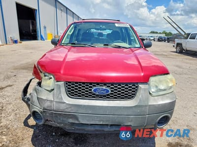 Piąte zdjęcie samochodu w środku: 2007 FORD ESCAPE XLS VIN:1FMYU02Z77KB53133 - miniatura