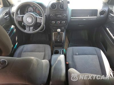Zdjęcie 8 z 13 samochodu: 2016 JEEP PATRIOT SPORT VIN:1C4NJPBAXGD765785 - miniatura