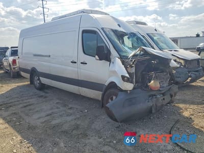 Czwarte zdjęcie samochodu z boku: 2017 MERCEDES-BENZ SPRINTER VIN:WD3PF1CD9HP408379 - miniatura