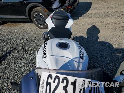 Piąte zdjęcie samochodu w środku: 2025 SUZUKI GSX-R750 VIN:JS1GR7MA1S7102010 - miniatura