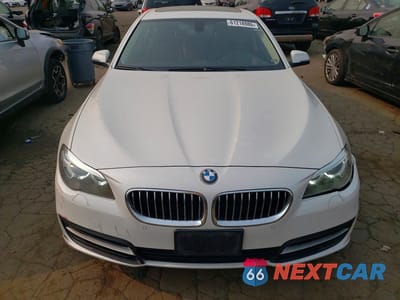 Piąte zdjęcie samochodu w środku: 2014 BMW 535 XI VIN:WBA5B3C56ED533850 - miniatura