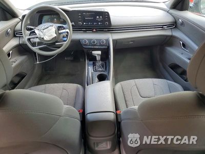 Zdjęcie 8 z 12 samochodu: 2025 HYUNDAI ELANTRA SE VIN:KMHLL4DG2SU869161 - miniatura