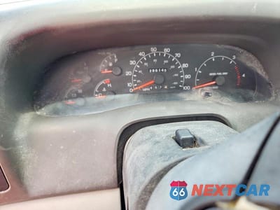 Zdjęcie 9 z 12 samochodu: 2000 FORD F250 SUPER DUTY VIN:1FTNX20F8YEB38384 - miniatura