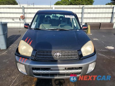 Piąte zdjęcie samochodu w środku: 2002 TOYOTA RAV4 BASE VIN:JTEGH20V520074592 - miniatura