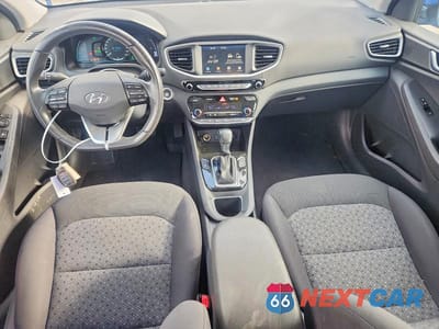 Zdjęcie 8 z 14 samochodu: 2017 HYUNDAI IONIQ SEL VIN:KMHC75LC8HU055971 - miniatura