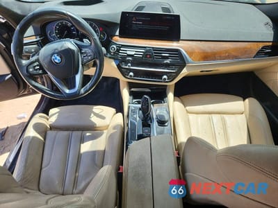 Zdjęcie 8 z 12 samochodu: 2017 BMW 530 I VIN:WBAJA5C36HG893988 - miniatura