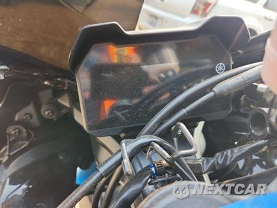 Zdjęcie 7 z 8 samochodu: 2024 YAMAHA YZFR7 VIN:JYARM38E9RA009103 - miniatura