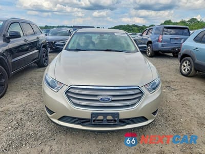 Piąte zdjęcie samochodu w środku: 2018 FORD TAURUS SE VIN:1FAHP2D87JG142113 - miniatura