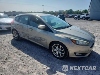 Czwarte zdjęcie samochodu z boku: 2015 FORD FOCUS SE VIN:1FADP3K25FL336141 - miniatura