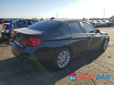 Trzecie zdjęcie samochodu z tyłu: 2018 BMW 320 XI VIN:WBA8E5G54JNU47516 - miniatura