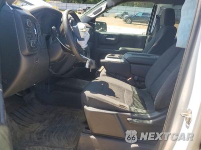 Zdjęcie 7 z 12 samochodu: 2022 CHEVROLET SILVERADO LTD K1500 VIN:3GCPYAEK9NG160677 - miniatura