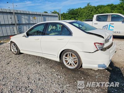 Drugie zdjęcie samochodu z przodu: 2013 MERCEDES-BENZ C250 VIN:WDDGF4HB9DA773050 - miniatura
