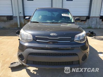 Piąte zdjęcie samochodu w środku: 2017 KIA SOUL BASE VIN:KNDJN2A26H7887060 - miniatura