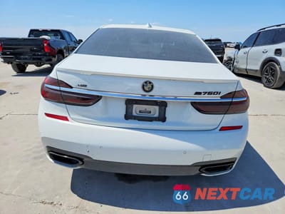 Zdjęcie 6 z 13 samochodu: 2018 BMW 750 XI VIN:WBA7F2C53JG423595 - miniatura