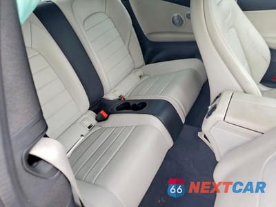 Zdjęcie 10 z 12 samochodu: 2017 MERCEDES-BENZ C 300 4MATIC VIN:WDDWJ4KB6HF407395 - miniatura