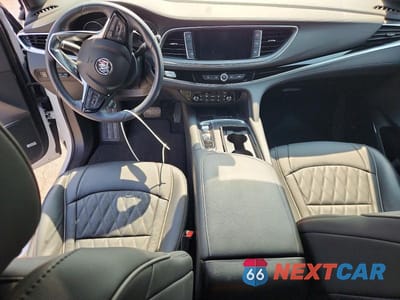 Zdjęcie 8 z 13 samochodu: 2024 BUICK ENCLAVE AVENIR VIN:5GAERDKW7RJ124652 - miniatura