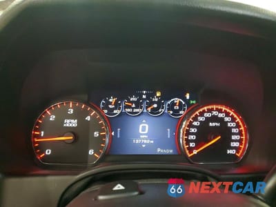 Zdjęcie 9 z 13 samochodu: 2016 GMC YUKON XL DENALI VIN:1GKS2HKJ6GR253860 - miniatura