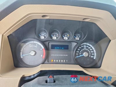Zdjęcie 9 z 12 samochodu: 2016 FORD F350 SUPER DUTY VIN:1FT8W3BT1GEC64903 - miniatura