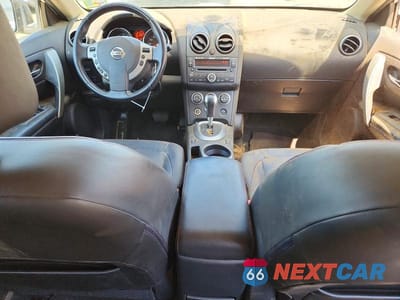 Zdjęcie 8 z 12 samochodu: 2010 NISSAN ROGUE S VIN:JN8AS5MV4AW125233 - miniatura