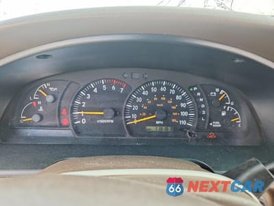 Zdjęcie 9 z 12 samochodu: 2002 TOYOTA TUNDRA ACCESS CAB LIMITED VIN:5TBRT38182S242198 - miniatura