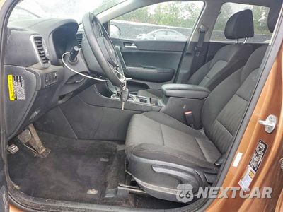 Zdjęcie 7 z 13 samochodu: 2019 KIA SPORTAGE LX VIN:KNDPMCAC4K7587861 - miniatura