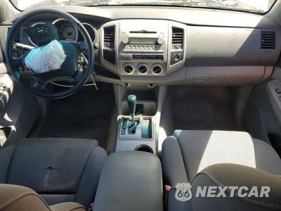 Zdjęcie 8 z 12 samochodu: 2005 TOYOTA TACOMA PRERUNNER ACCESS CAB VIN:5TETU62N75Z041911 - miniatura