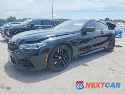 2020 BMW M8 WBSAE0C00LBM08386 - główne zdjęcie licytacji z USA - miniatura