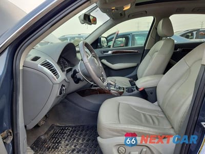 Zdjęcie 7 z 12 samochodu: 2010 AUDI Q5 PREMIUM PLUS VIN:WA1LKAFP8AA017913 - miniatura