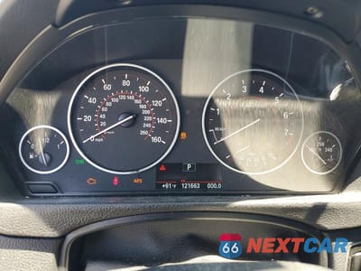 Zdjęcie 9 z 12 samochodu: 2018 BMW 330 XI VIN:WBA8D9G57JNU68838 - miniatura