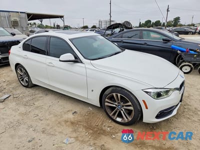 Czwarte zdjęcie samochodu z boku: 2017 BMW 330E VIN:WBA8E1C53HK480002 - miniatura