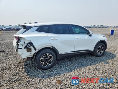 Trzecie zdjęcie samochodu z tyłu: 2023 KIA SPORTAGE LX VIN:KNDPUCAF8P7163357 - miniatura
