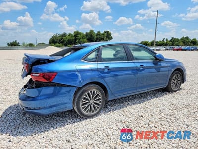 Trzecie zdjęcie samochodu z tyłu: 2020 VOLKSWAGEN JETTA VIN:3VWCB7BU9LM045923 - miniatura