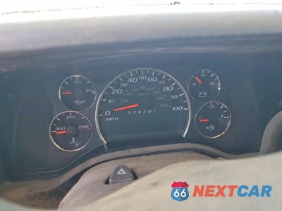 Zdjęcie 9 z 13 samochodu: 2015 CHEVROLET EXPRESS G2500 VIN:1GCWGFCFXF1263334 - miniatura