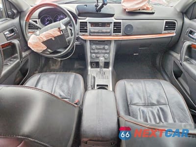 Zdjęcie 8 z 12 samochodu: 2012 LINCOLN MKZ VIN:3LNHL2GC5CR827224 - miniatura