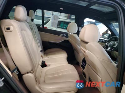 Zdjęcie 11 z 13 samochodu: 2019 BMW X7 XDRIVE40I VIN:5UXCW2C54KL086153 - miniatura
