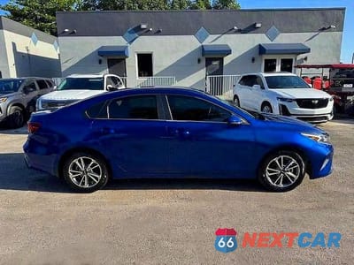 Zdjęcie 13 z 15 samochodu: 2022 KIA FORTE LXS VIN:3KPF24AD4NE464503 - miniatura
