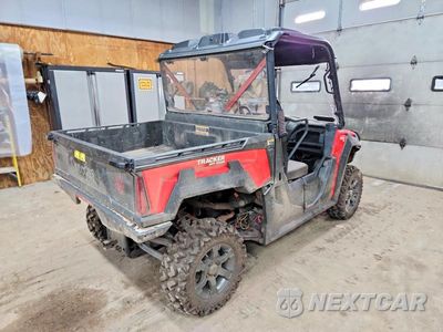 Czwarte zdjęcie samochodu z boku: 2021 TRACKER UTILITY VEHICLE VIN:4UF5R4KB3MT302154 - miniatura