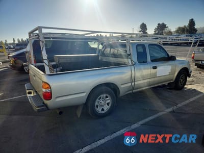 Trzecie zdjęcie samochodu z tyłu: 2001 TOYOTA TACOMA XTRACAB VIN:5TEVL52N21Z865797 - miniatura