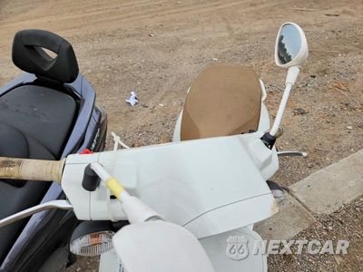 Piąte zdjęcie samochodu w środku: 2023 VESPA PRIMAVERA/SPRINT 150 VIN:ZAPM818GXP5803170 - miniatura